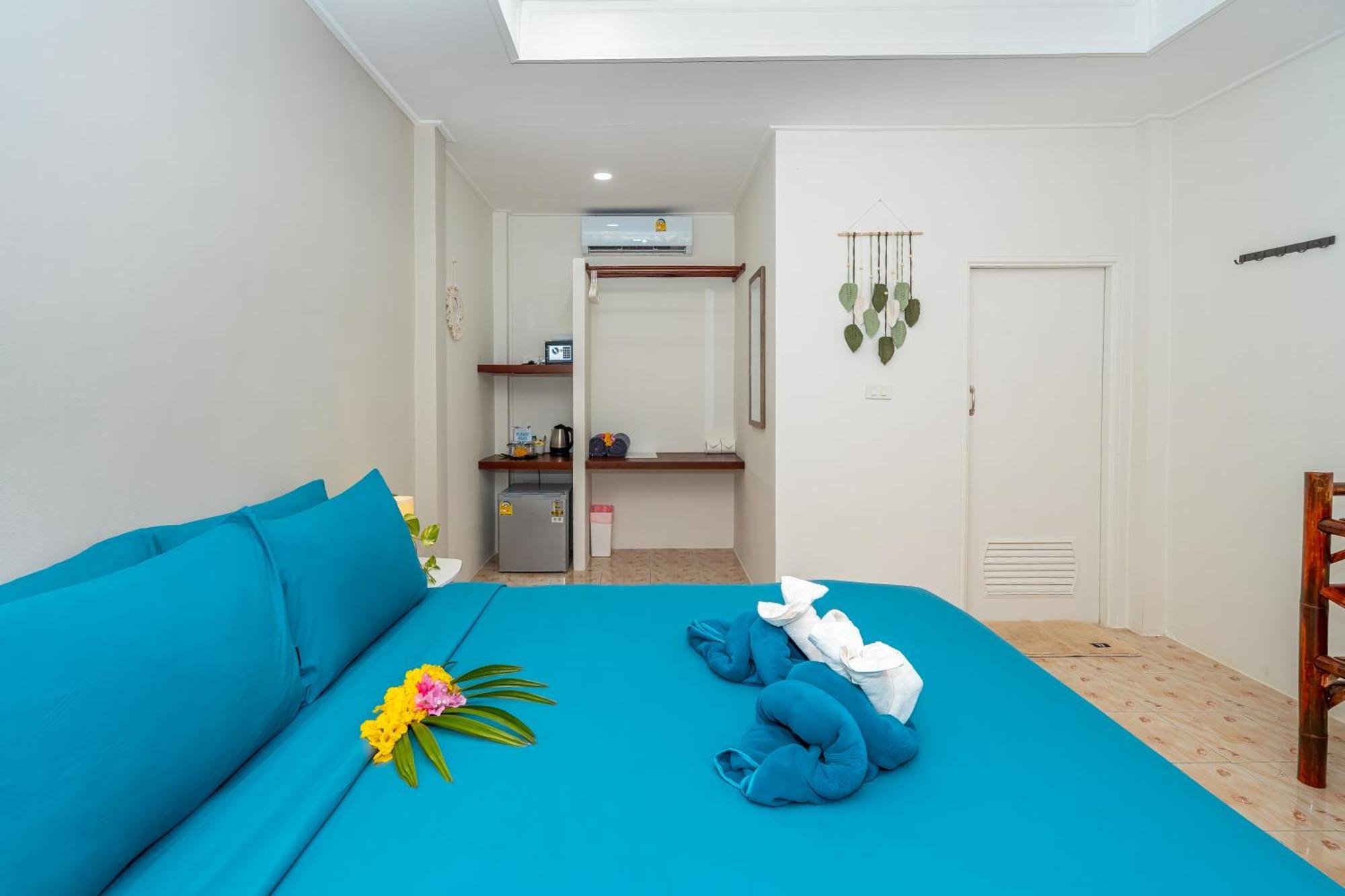 Lanta Beachfront Resort Koh Lanta Exterior photo