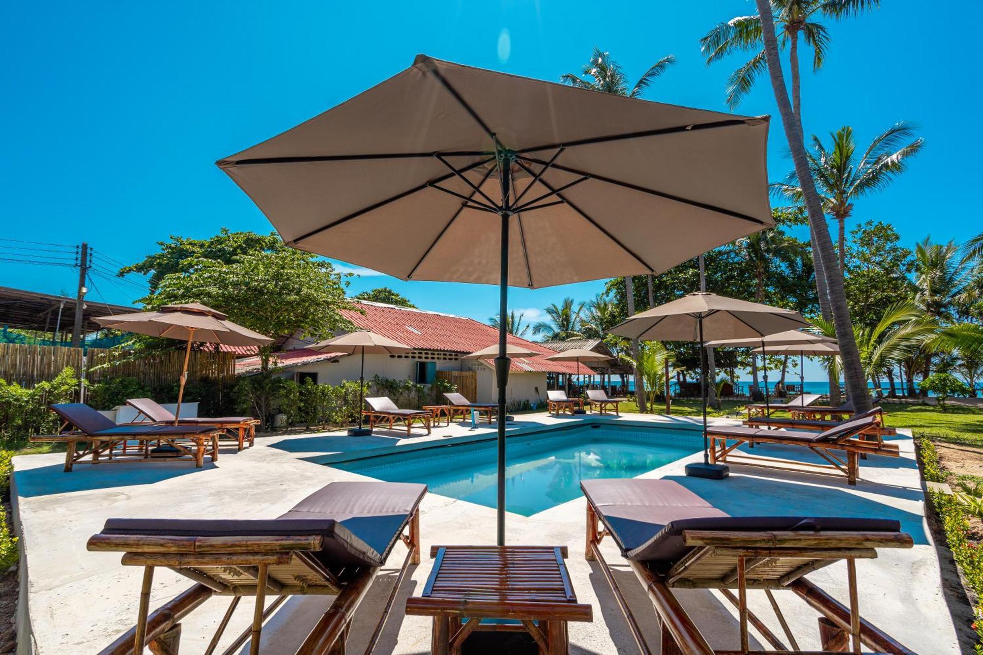 Lanta Beachfront Resort Koh Lanta Exterior photo